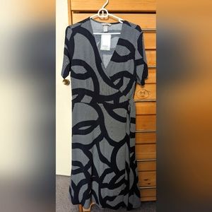 NWT Jersey wrap dress. H&M. Size large. Navy pattern.